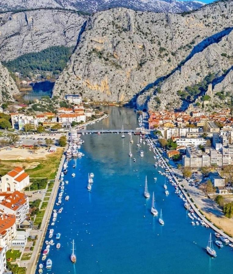 Apartments Diridonda Omiš Exterior foto